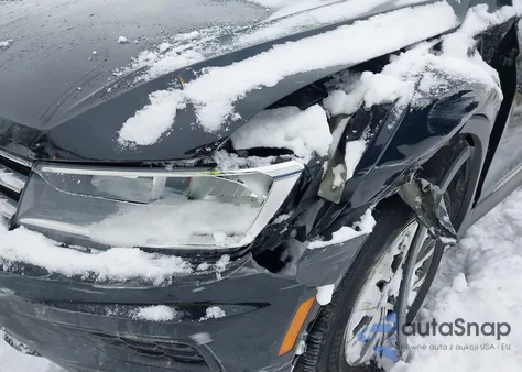 2020 Volkswagen Tiguan 2.0T Se/2.0T Se R-Line Black/2.0T Sel z USA, uszkodzony, nr VIN 3VV2B7AX1LM034135